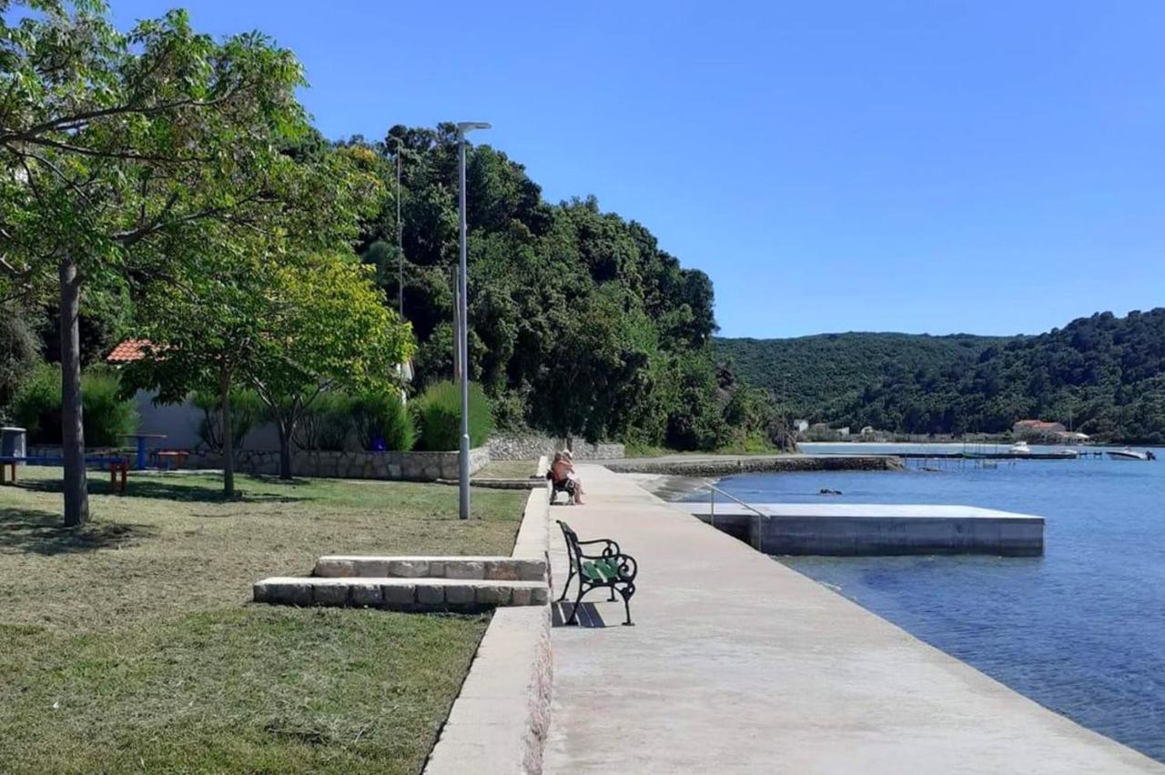 Apartments By The Sea Kampor, Rab - 4986 Exterior photo